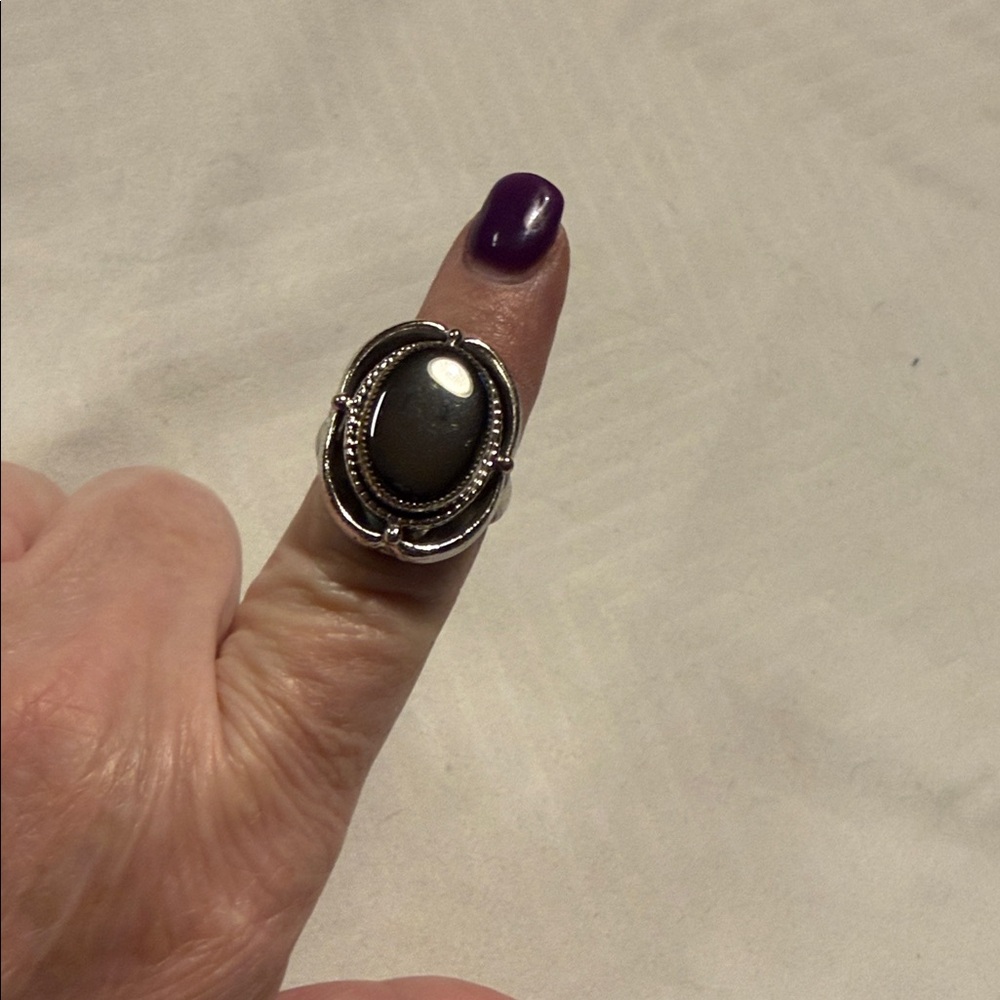 Elegant Sterling Silver and Black Ring